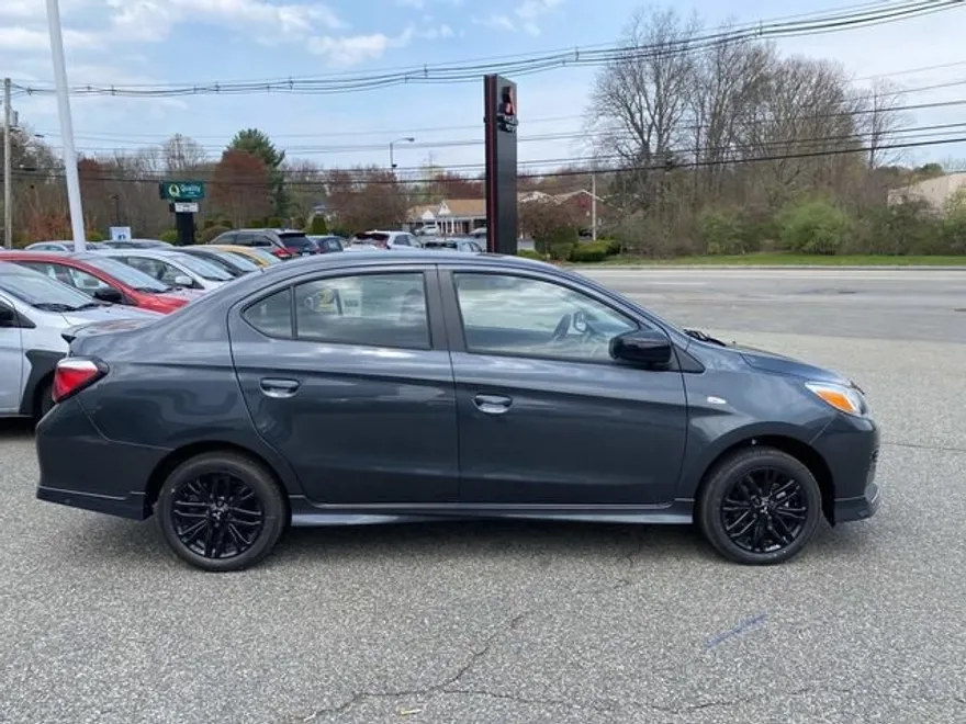 2024 Mitsubishi Mirage G4 photo 2