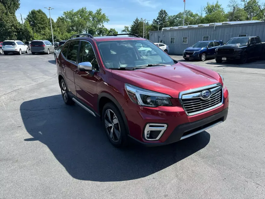 2021 Subaru Forester Touring photo 1