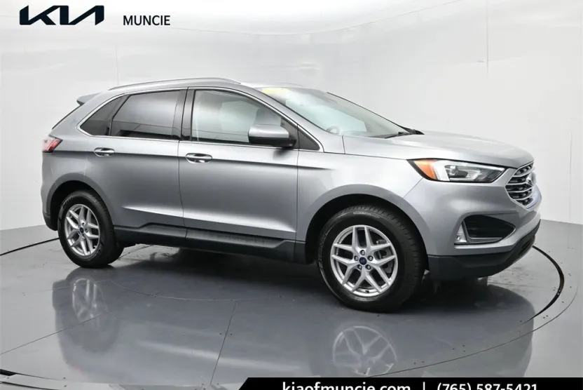 2021 Ford Edge SEL photo 1