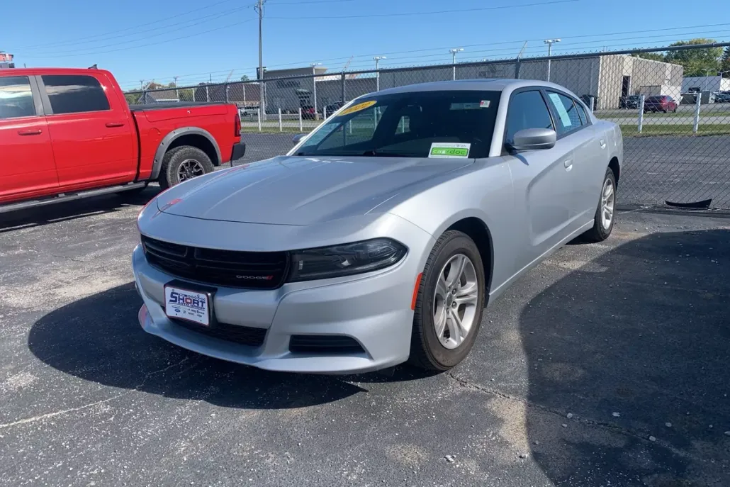 2022 Dodge Charger SXT photo 1
