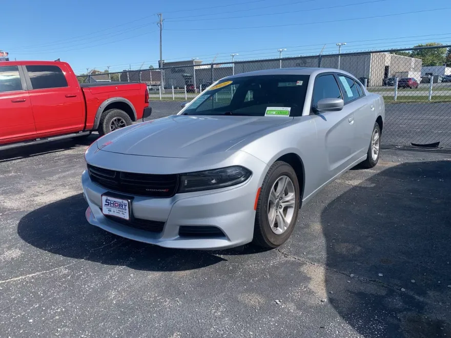 2022 Dodge Charger SXT photo 1