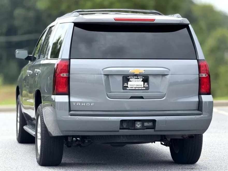 2018 Chevrolet Tahoe LT photo 1