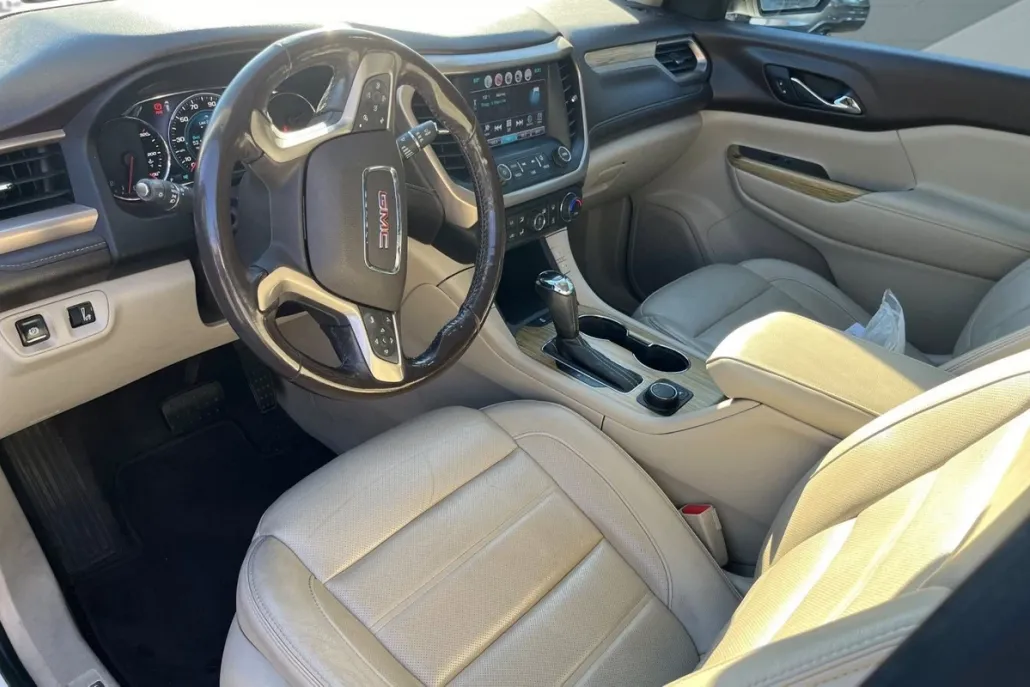 2018 Gmc Acadia Denali photo 1