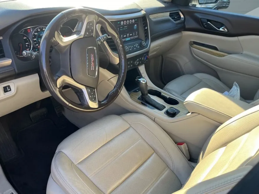 2018 Gmc Acadia Denali photo 1