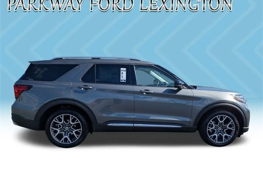 2025 Ford Explorer Platinum photo 1