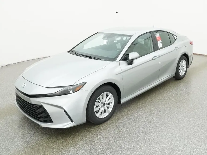 2026 Toyota Camry LE photo 1