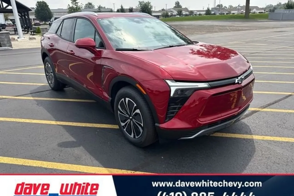 2025 Chevrolet Blazer EV photo 1