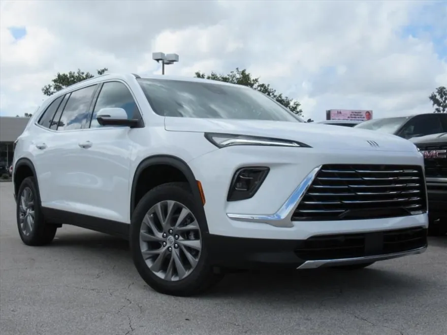 2026 Buick Enclave Preferred photo 1