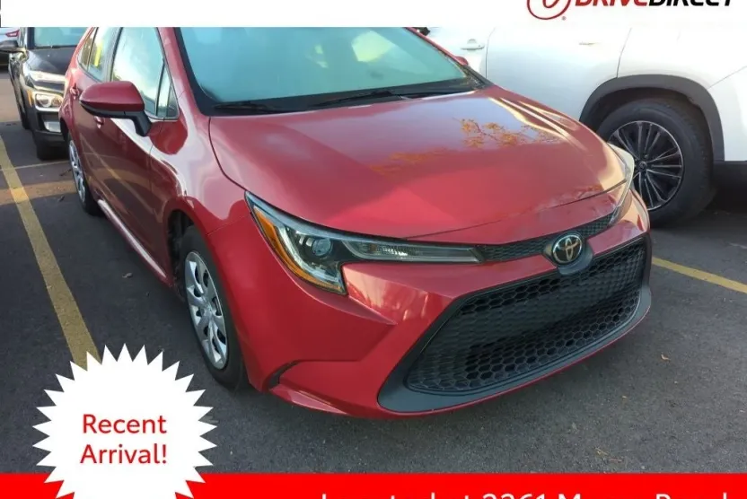 2021 Toyota Corolla LE photo 1