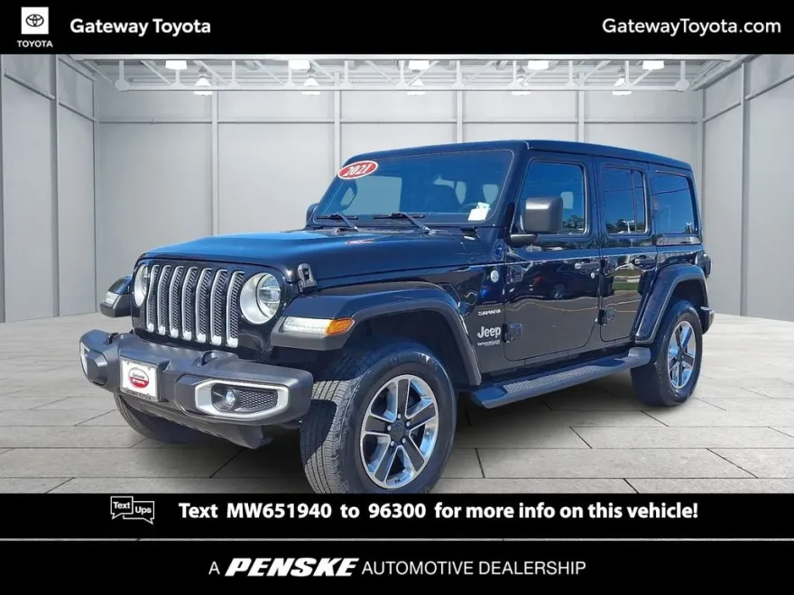 2021 Jeep Wrangler Unlimited Sahara photo 1