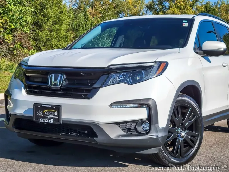 2021 Honda Pilot Special Edition photo 1