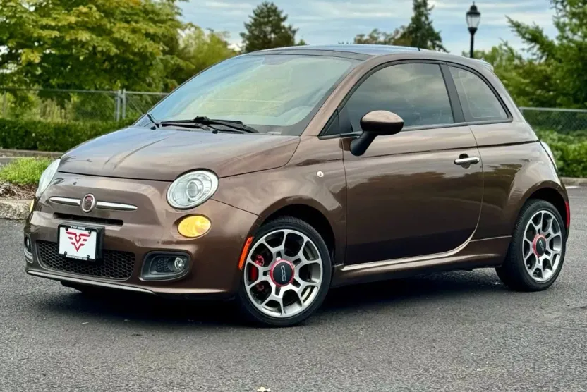 2012 Fiat 500 Sport photo 1