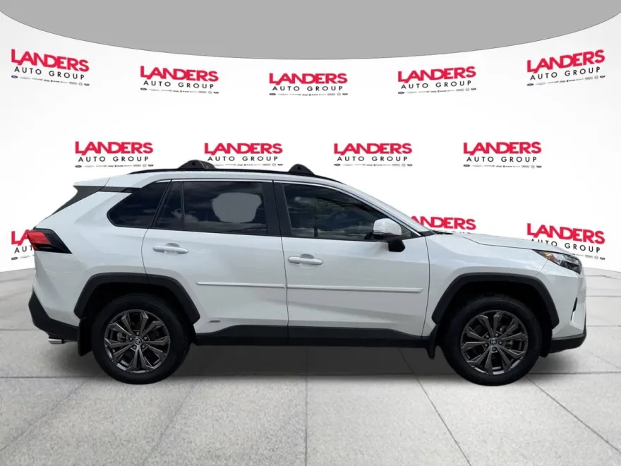 2022 Toyota RAV4 Hybrid XLE Premium photo 1