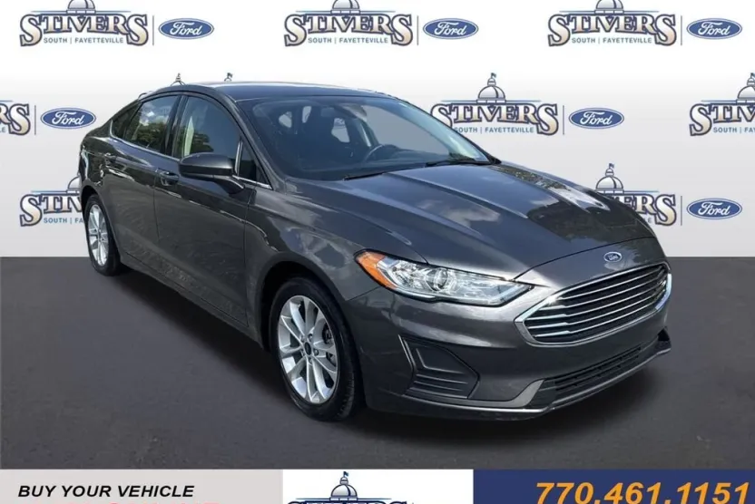 2019 Ford Fusion SE photo 1