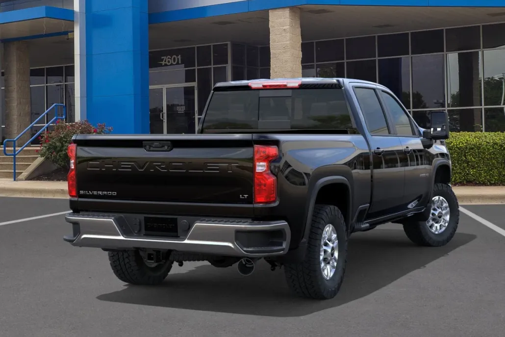 2026 Chevrolet Silverado 2500HD LT photo 1