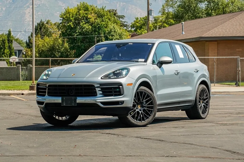 2020 Porsche Cayenne photo 1