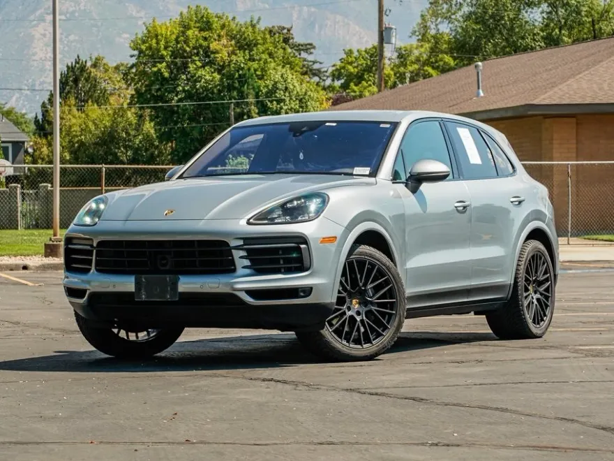 2020 Porsche Cayenne photo 1