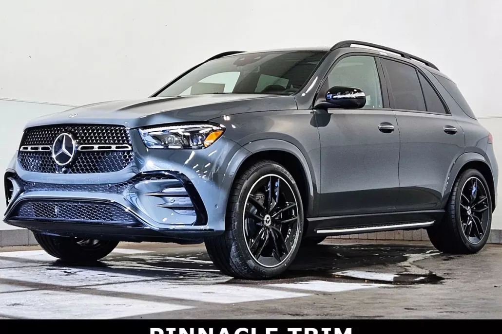 2025 Mercedes Benz GLE 580 photo 1