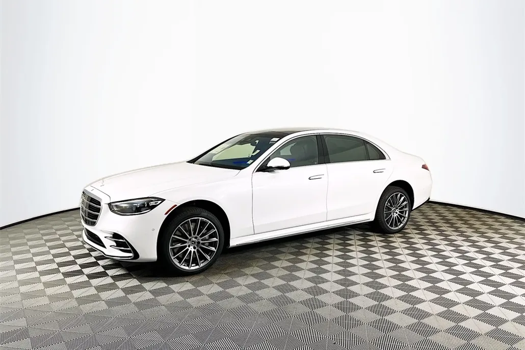 2026 Mercedes Benz S 580 4MATIC photo 1