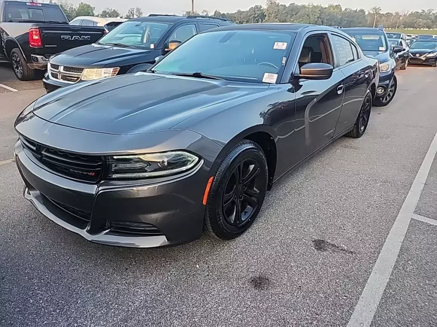 2021 Dodge Charger SXT photo 1