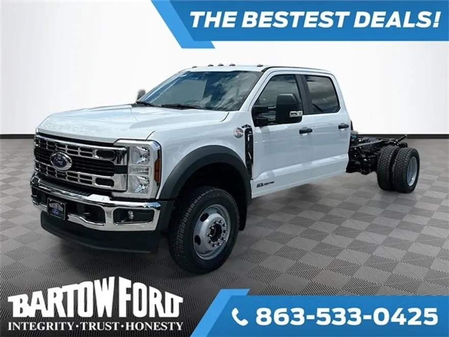 2025 Ford F-550 photo 1