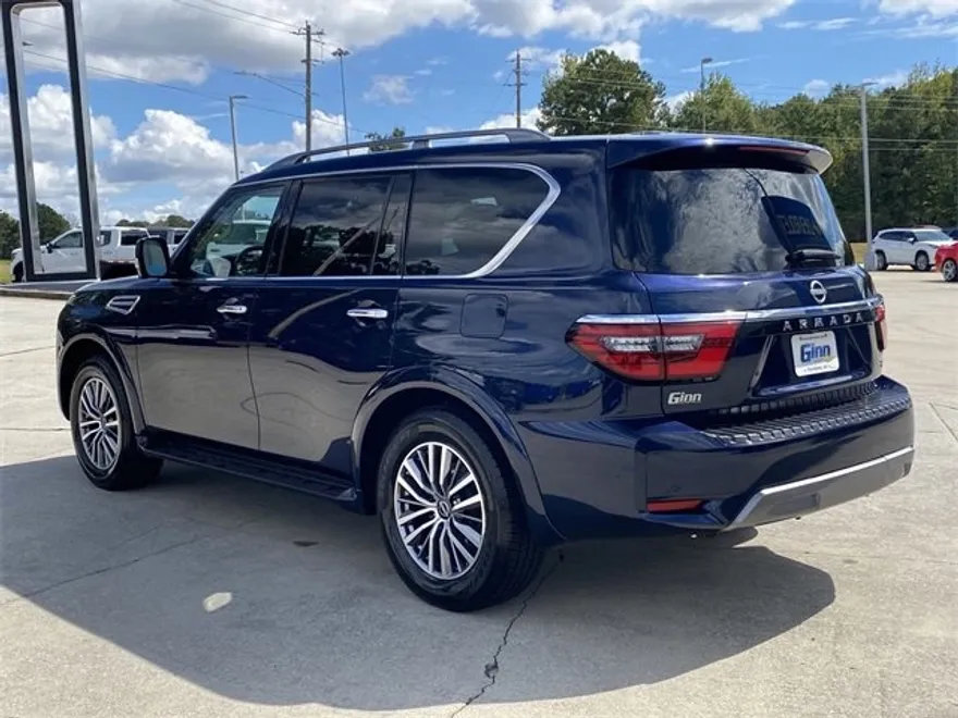 2023 Nissan Armada SL photo 1