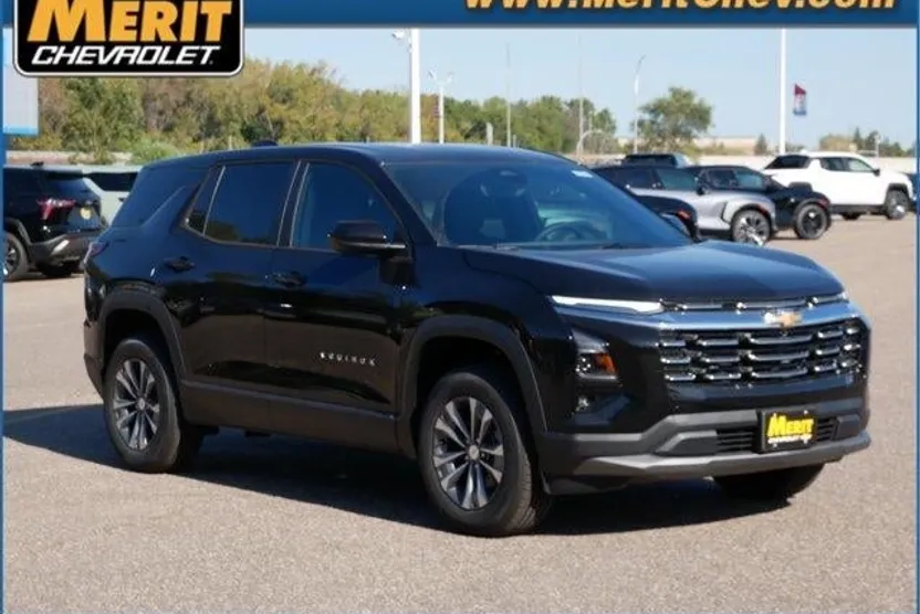 2026 Chevrolet Equinox LT photo 1