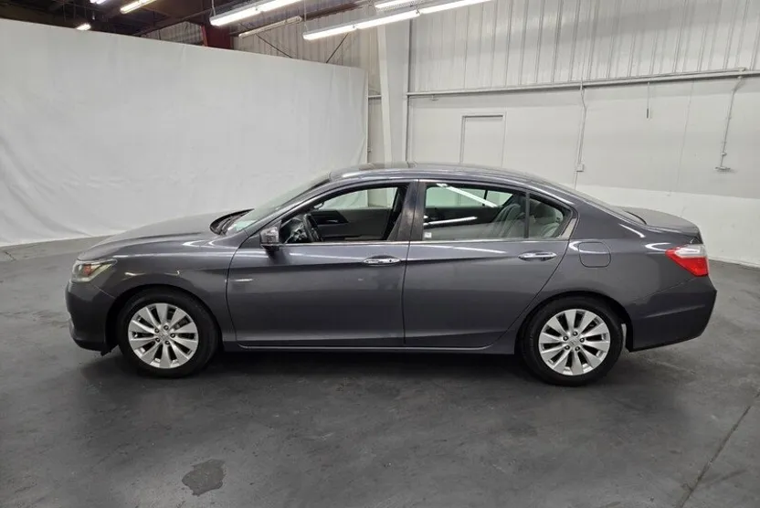 2013 Honda Accord EX photo 1
