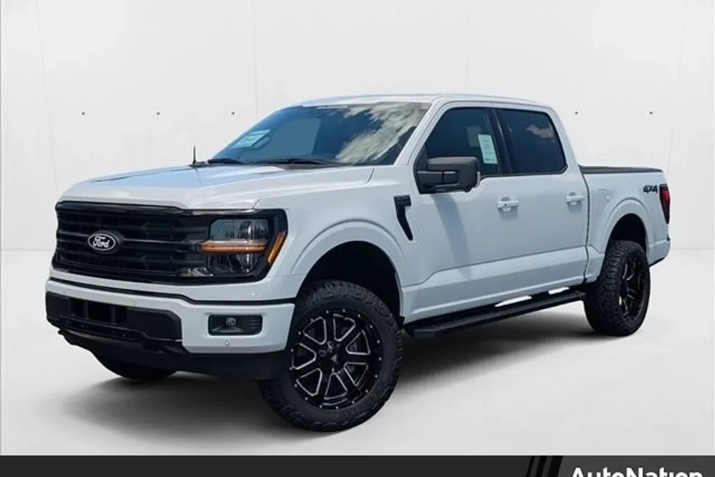 2025 Ford F-150 XLT photo 1