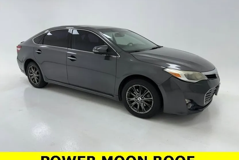 2015 Toyota Avalon XLE Premium photo 1