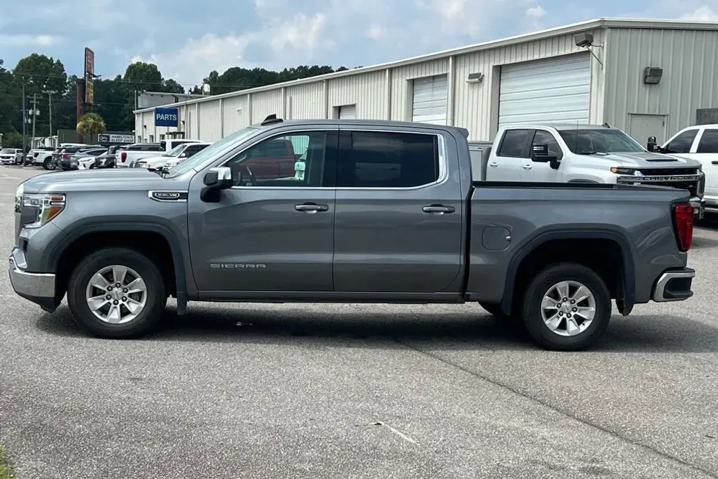 2021 Gmc Sierra 1500 SLE photo 1