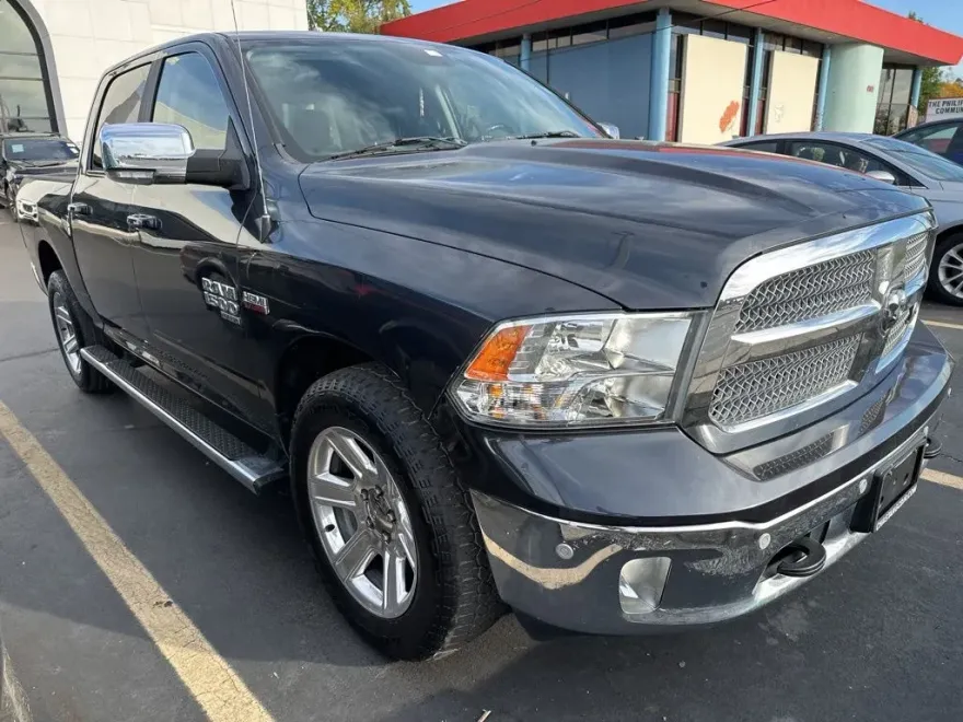 2019 Ram 1500 Classic Lone Star photo 1