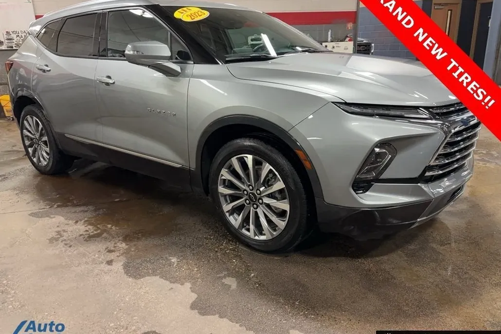 2023 Chevrolet Blazer Premier photo 1