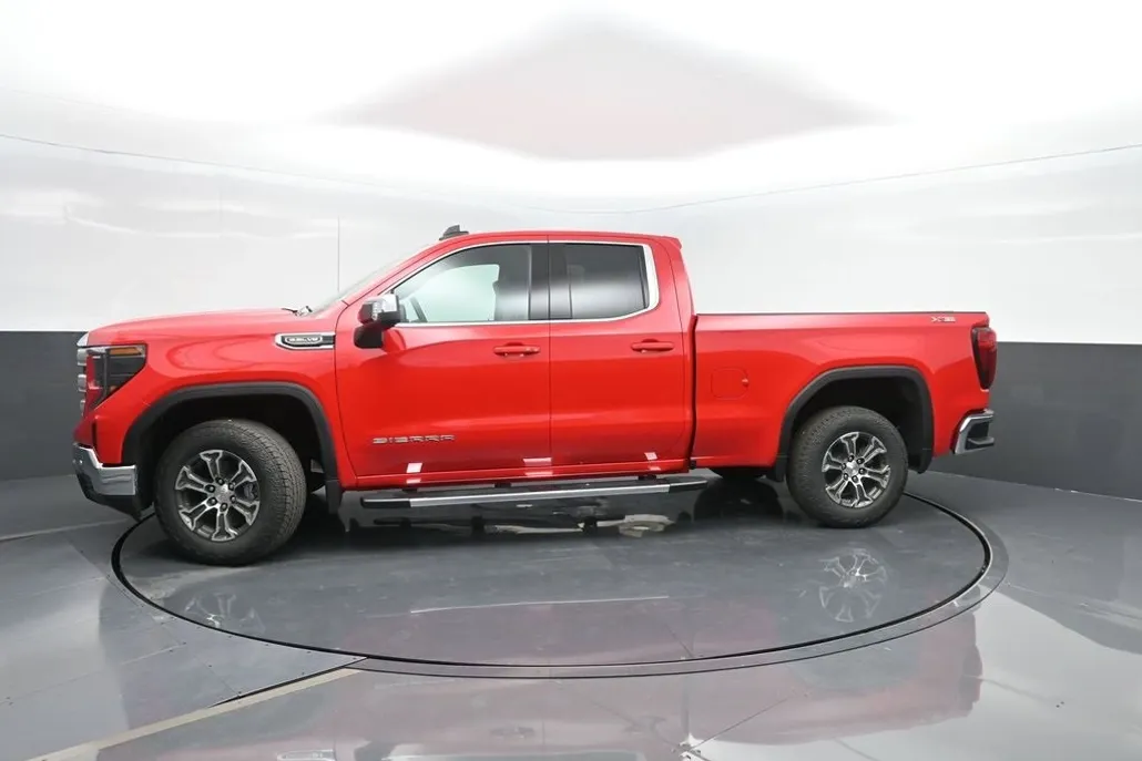 2026 Gmc Sierra 1500 SLE photo 1