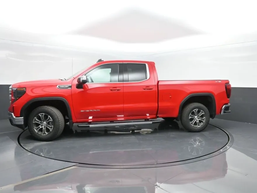 2026 Gmc Sierra 1500 SLE photo 1