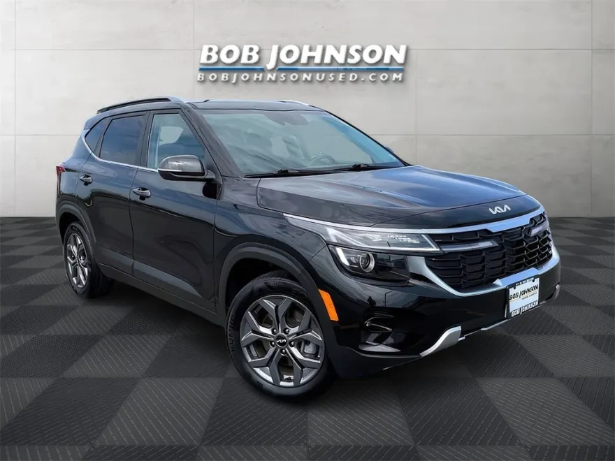2024 Kia Seltos S photo 1