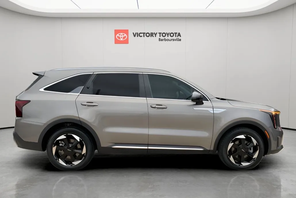 2025 Kia Sorento Hybrid EX photo 1