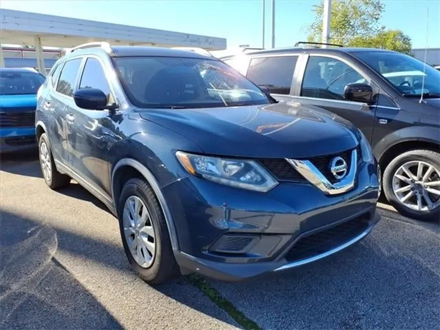 2016 Nissan Rogue S photo 1