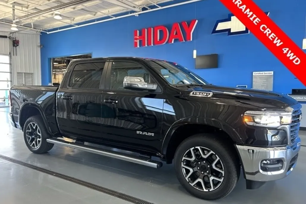 2025 Ram 1500 Laramie photo 1