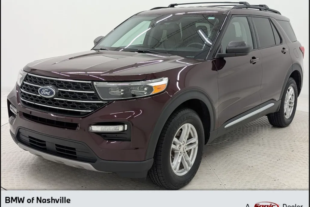 2022 Ford Explorer XLT photo 1