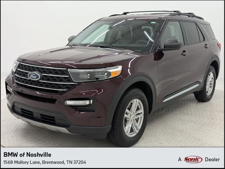2022 Ford Explorer XLT photo 1