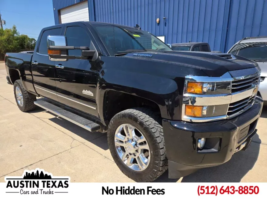 2017 Chevrolet Silverado 2500HD High Country photo 1