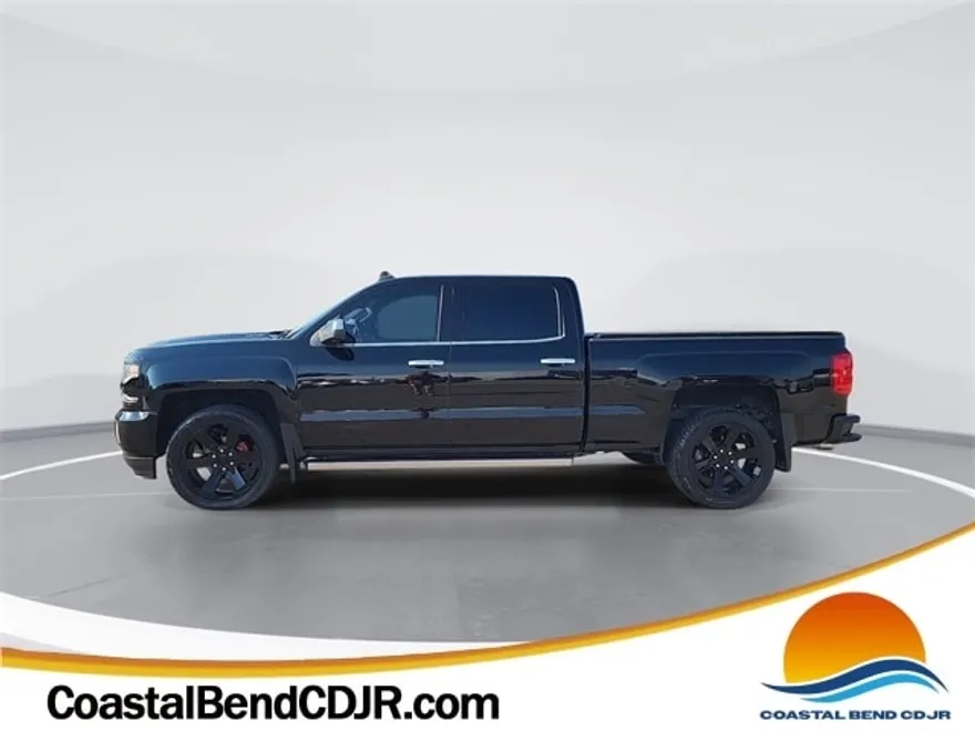 2017 Chevrolet Silverado 1500 LTZ photo 1