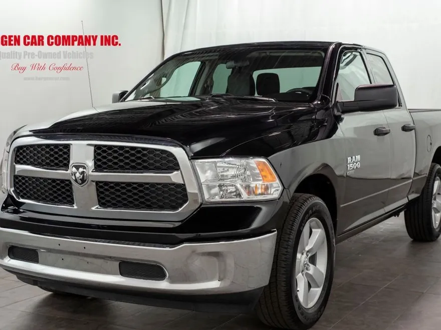 2024 Ram 1500 Classic SLT photo 1