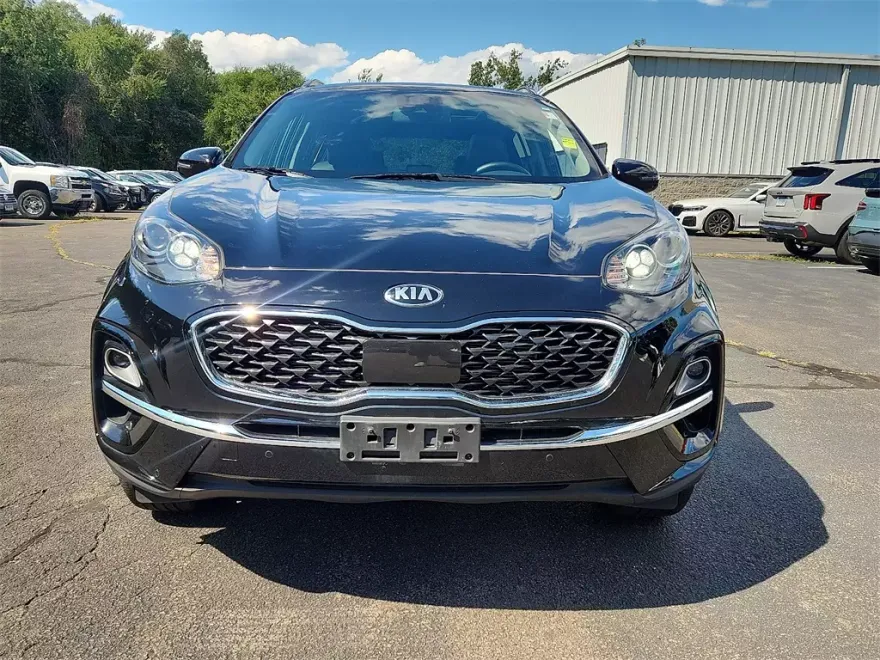 2022 Kia Sportage EX photo 1