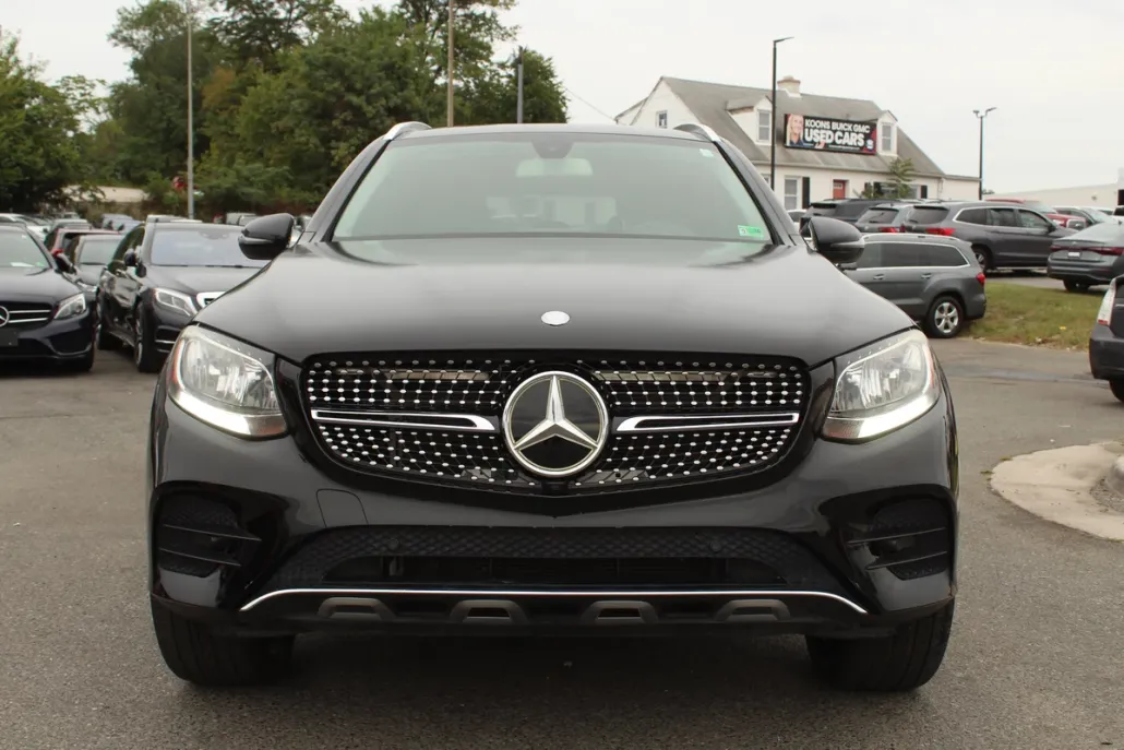 2016 Mercedes Benz GLC 300 photo 1