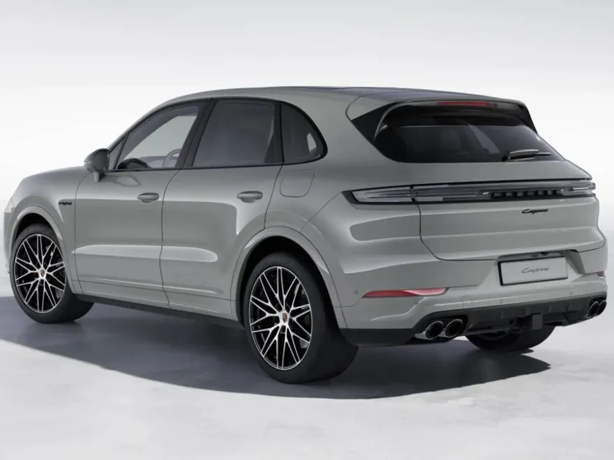2026 Porsche Cayenne E-Hybrid photo 1