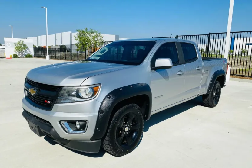 2017 Chevrolet Colorado Z71 photo 1