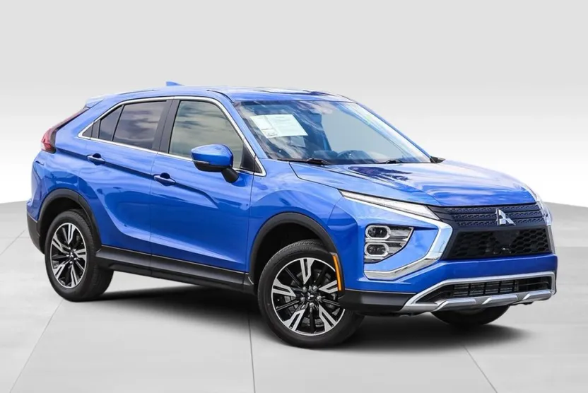 2024 Mitsubishi Eclipse Cross SE photo 1