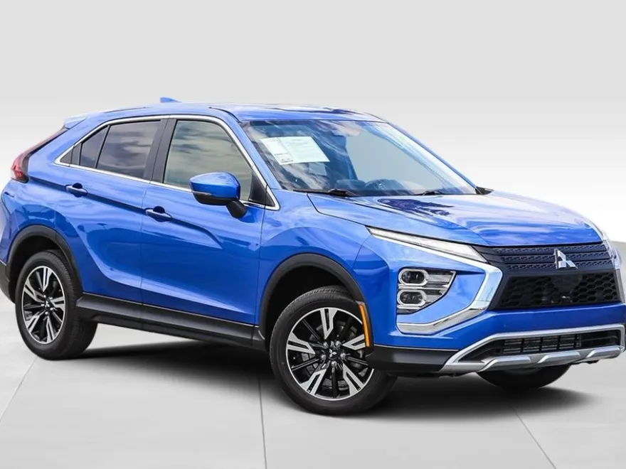 2024 Mitsubishi Eclipse Cross SE photo 1